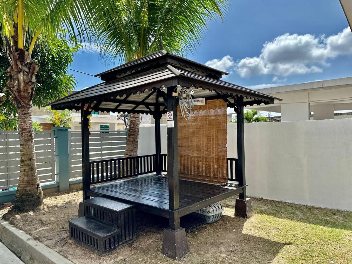 Bandar Melaka Family Bungalow Private Pool Bbq Wifi Netflix Ngoại thất bức ảnh