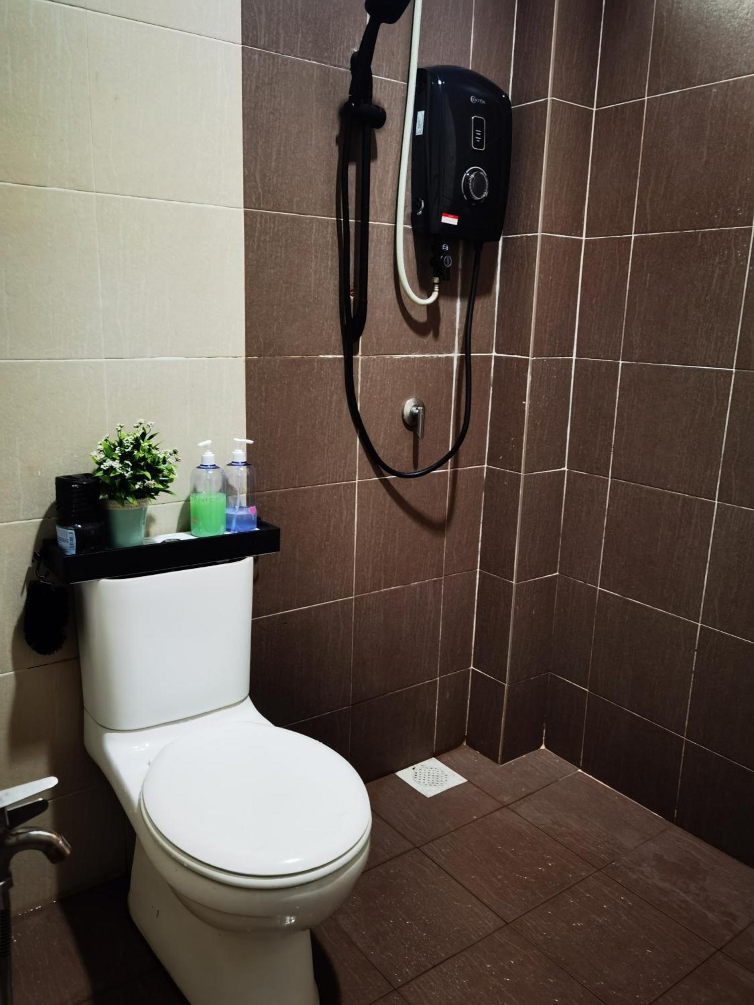 Bandar Melaka Family Bungalow Private Pool Bbq Wifi Netflix Ngoại thất bức ảnh
